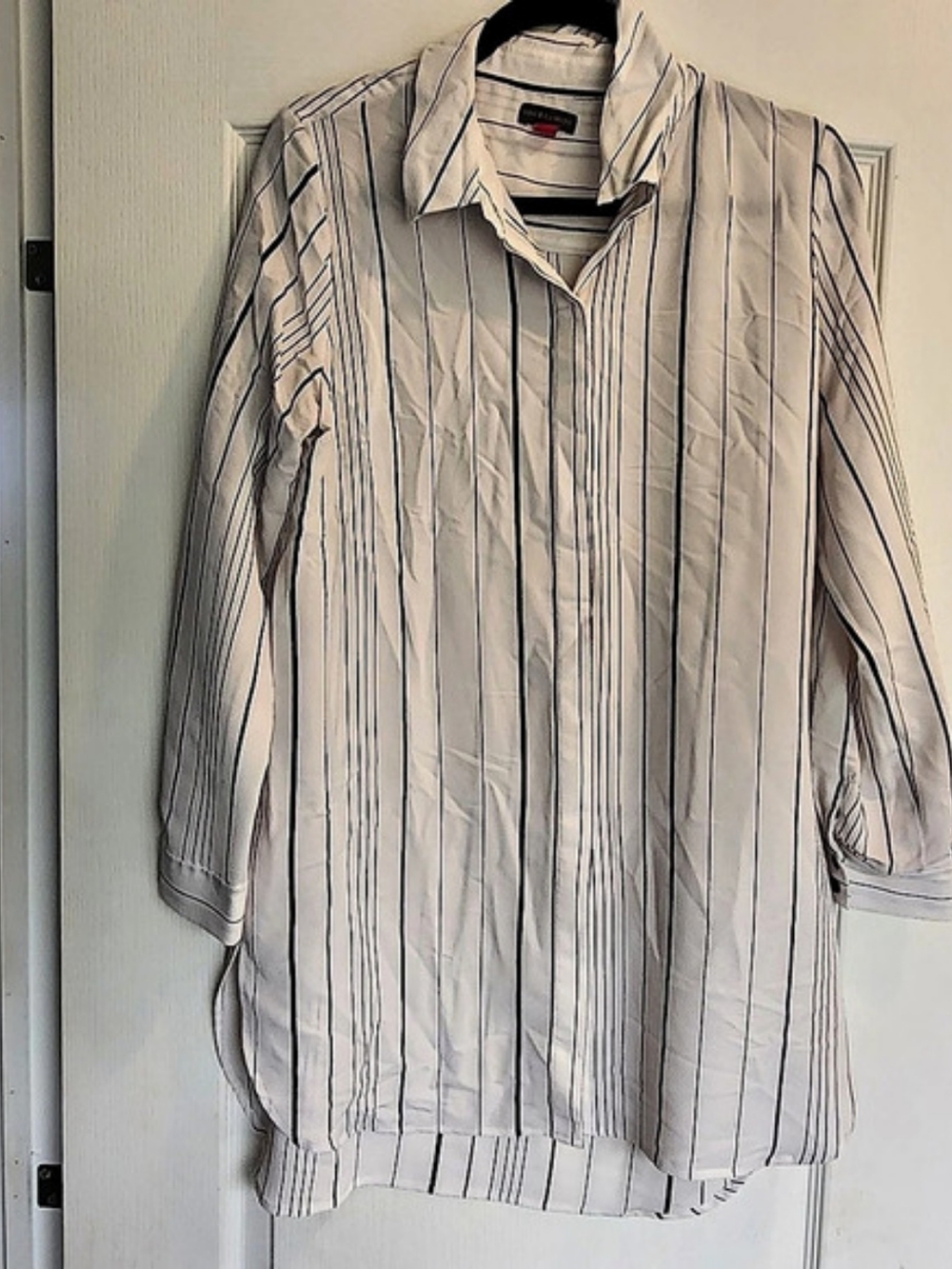 Vince Camuto Striped Button Down Shirt M EUC
